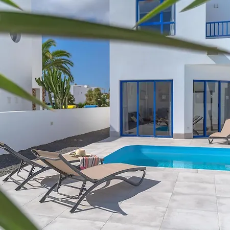 Yaiza Villa *