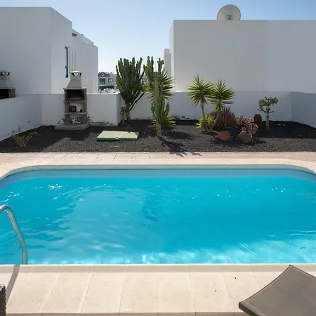 Yaiza Playa Blanca (Lanzarote)